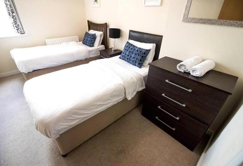 דירת שני חדרים, Maidstone Heights By Kasar Stays