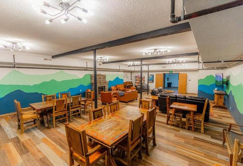 Четырехместный Номер Стандарт, Pintler S Portal Hostel