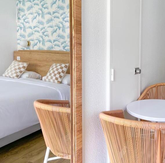 غرفة سوبيريور عائلية, Kyriad Cannes   Mandelieu