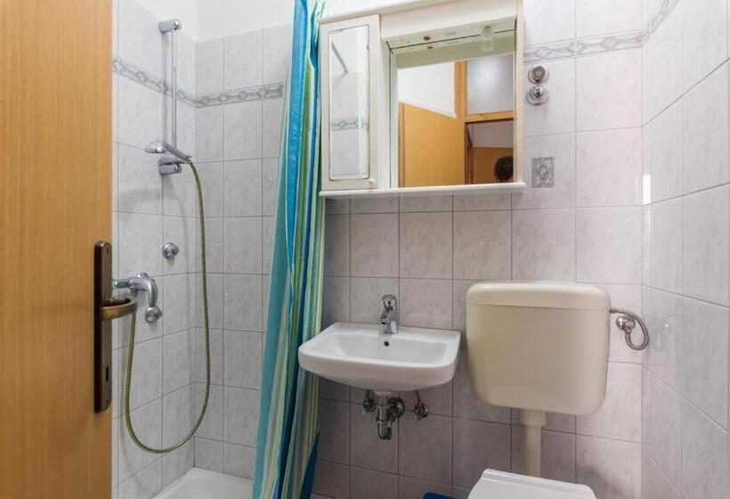 Апартаменты 1 Спальня с Балконом, Apartments Villa Adria