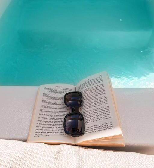 デラックススイート, North Wind Luxury Suites