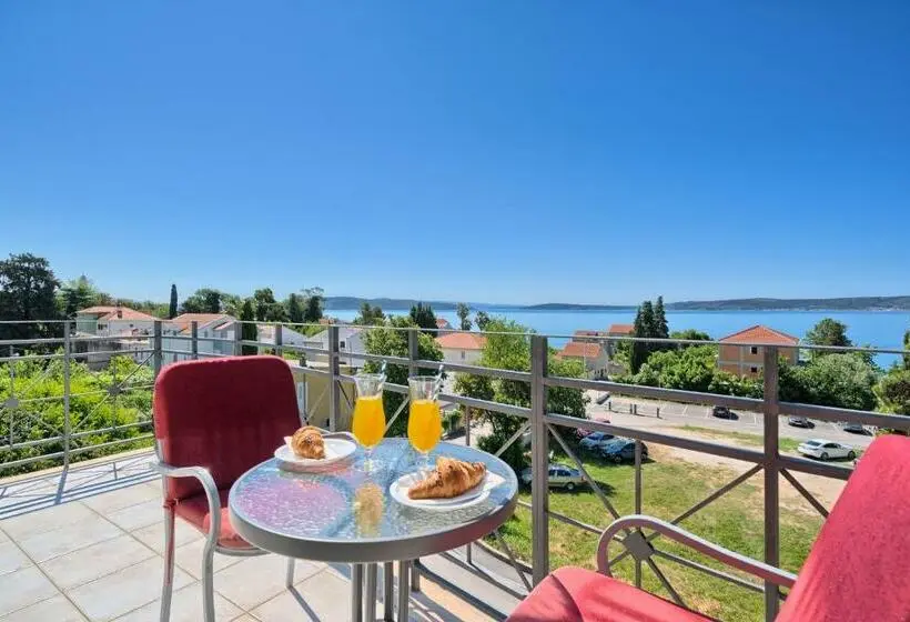 バルコニー付きデラックスルーム, Aqua   Guest Rooms & Suites Kaštela