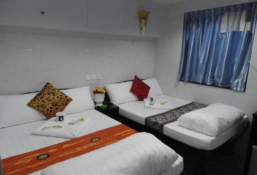 اتاق استاندارد سه نفره, Dhillon Hotel Hostel