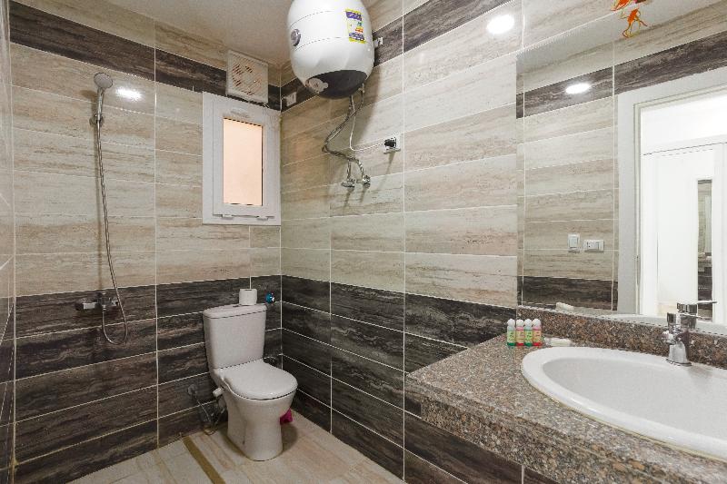 اتاق خانوادگی, Dhillon Hotel Hostel