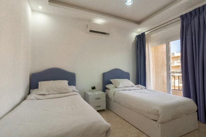 اتاق خانوادگی, Dhillon Hotel Hostel