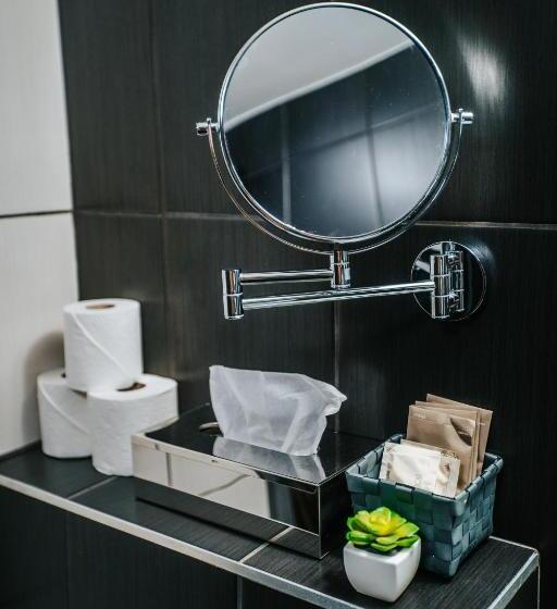 חדר סטנדרט, Auris