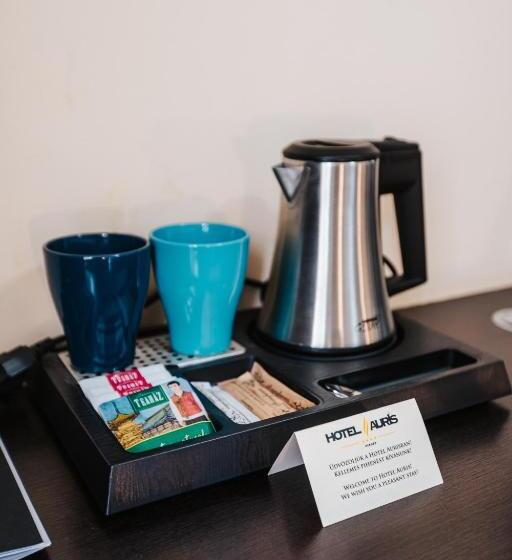 חדר סטנדרט, Auris