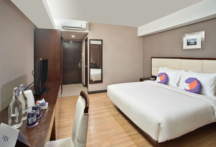 חדר דלוקס, Fox Hotel Gorontalo