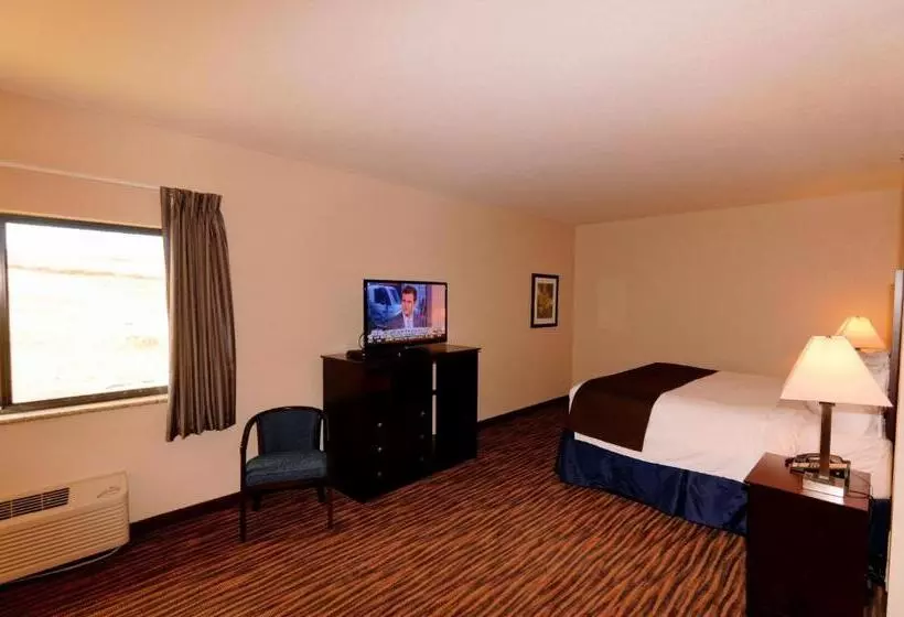 キングサイズベッドのエクゼクティブ, Cobblestone Inn & Suites   Denison | Oak Ridge