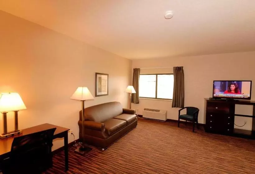 キングサイズベッドのエクゼクティブ, Cobblestone Inn & Suites   Denison | Oak Ridge