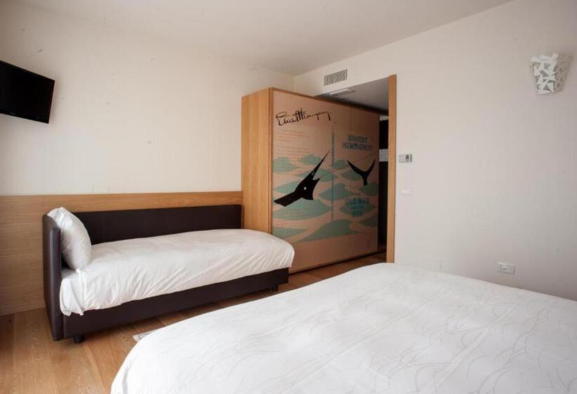 スーペリアールーム, Elliot Osteria E Dormire In Collina