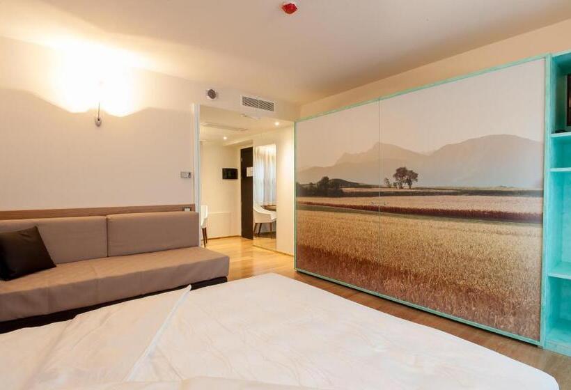 Номер Deluxe с Балконом, Elliot Osteria E Dormire In Collina