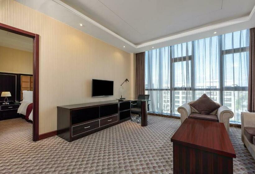 سوییت سوپریور, Holiday Inn Beijing Airport Zone, An Ihg