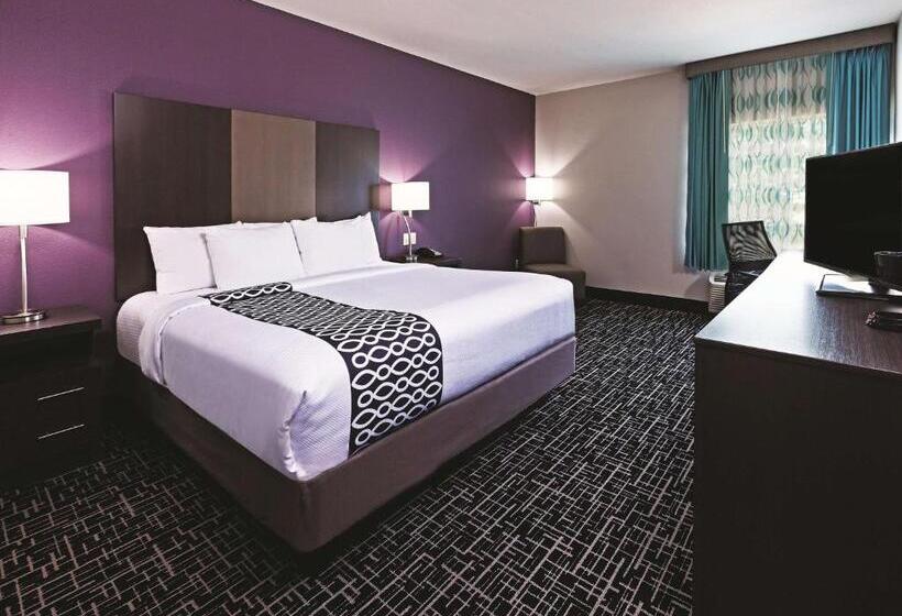 غرفة قياسية سرير كينج, La Quinta By Wyndham Claremore