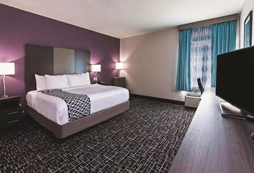 身障者適用キングサイズベッドルーム, La Quinta By Wyndham Claremore