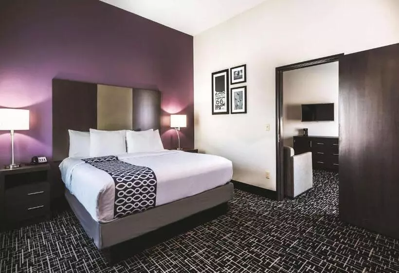 キングサイズベッドのスイートルーム, La Quinta By Wyndham Claremore