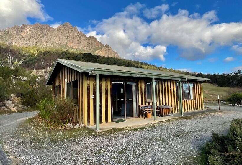 منزل غرفتين نوم, Silver Ridge Retreat