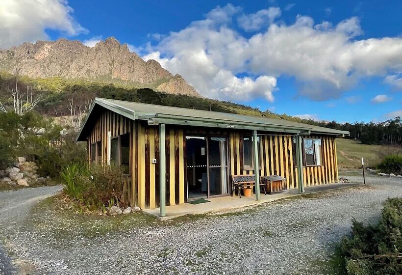 منزل غرفتين نوم, Silver Ridge Retreat