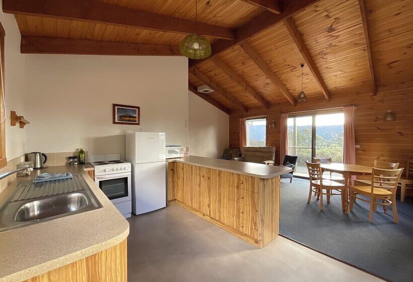 منزل غرفتين نوم, Silver Ridge Retreat