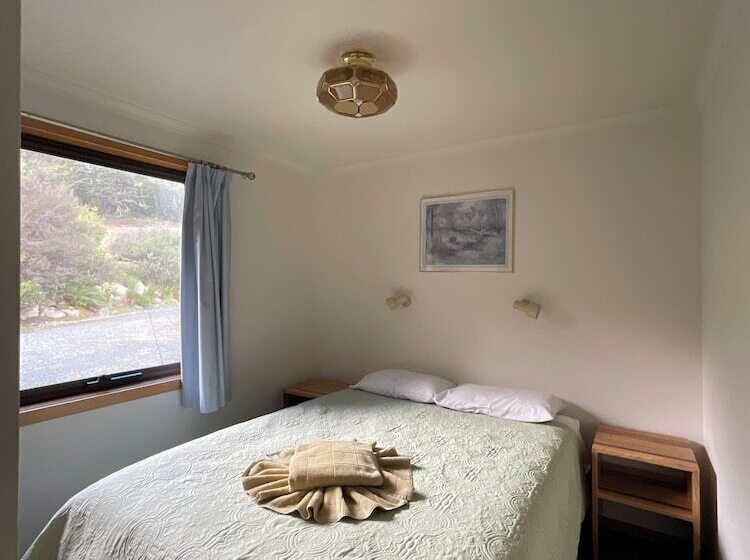 ２ベッドルームハウス, Silver Ridge Retreat