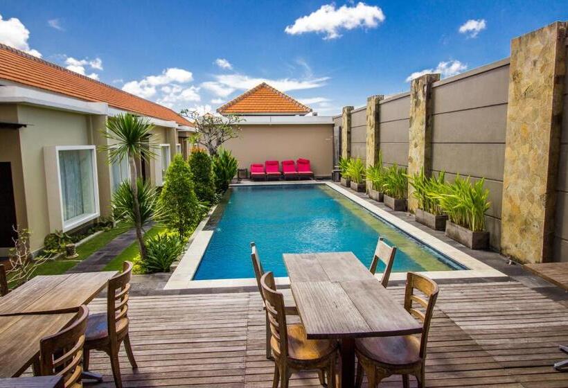 Номер Deluxe, Svarna Suites Seminyak