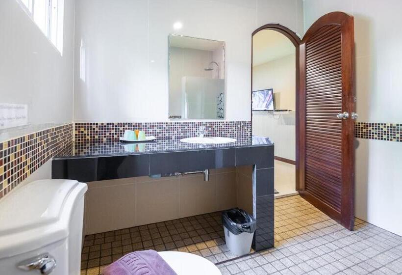 חדר משפחתי צדדי נוף לים, Talay Sai @ Thung Wua Laen