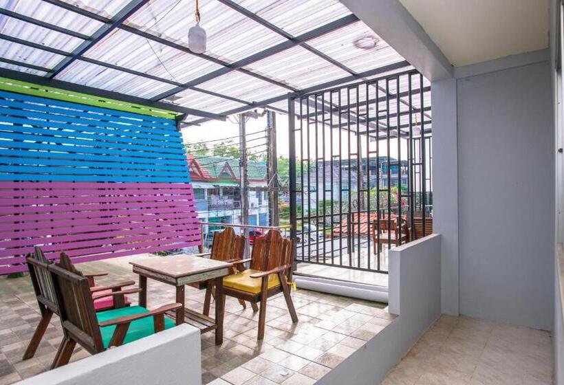 חדר סטנדרט לארבעה, Talay Sai @ Thung Wua Laen