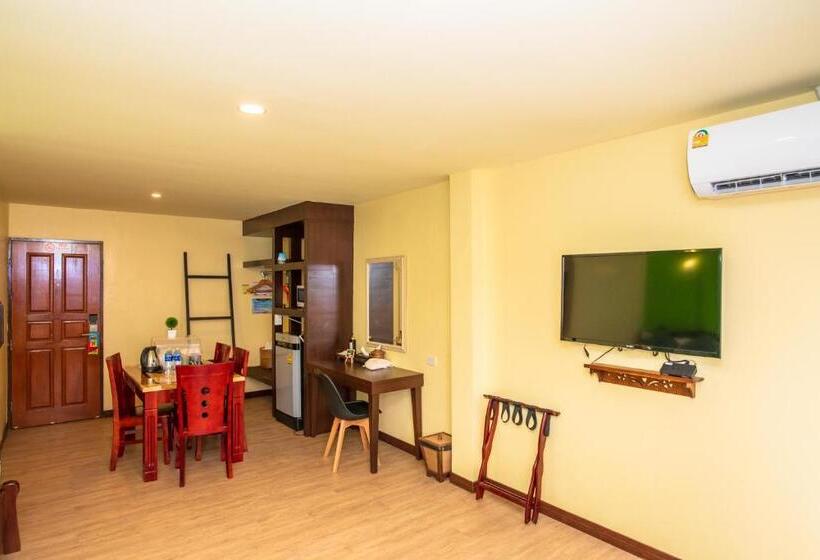 חדר סטנדרט לארבעה, Talay Sai @ Thung Wua Laen