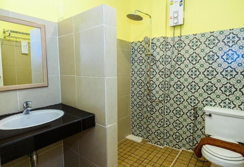 חדר סטנדרט נוף לים עם מרפסת, Talay Sai @ Thung Wua Laen