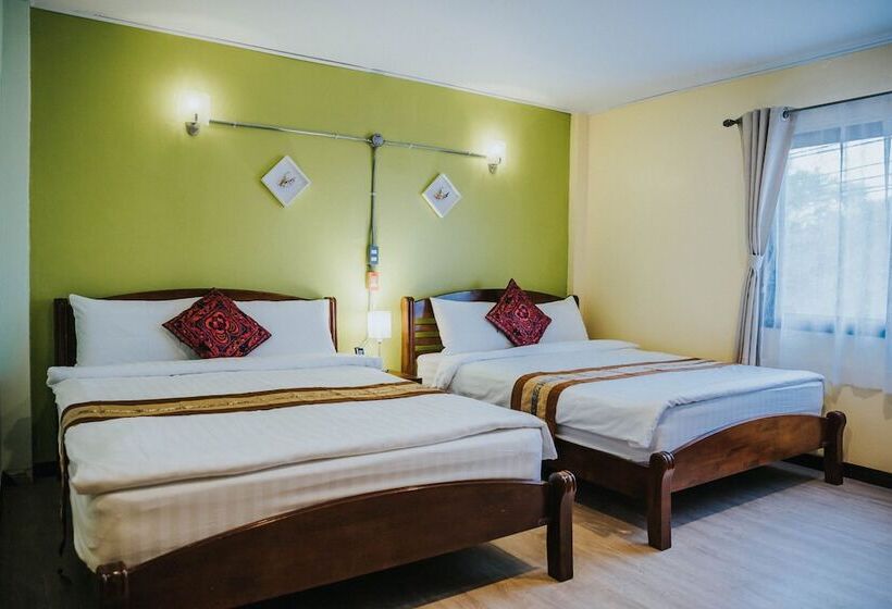 חדר אקונומי לארבעה, Talay Sai @ Thung Wua Laen