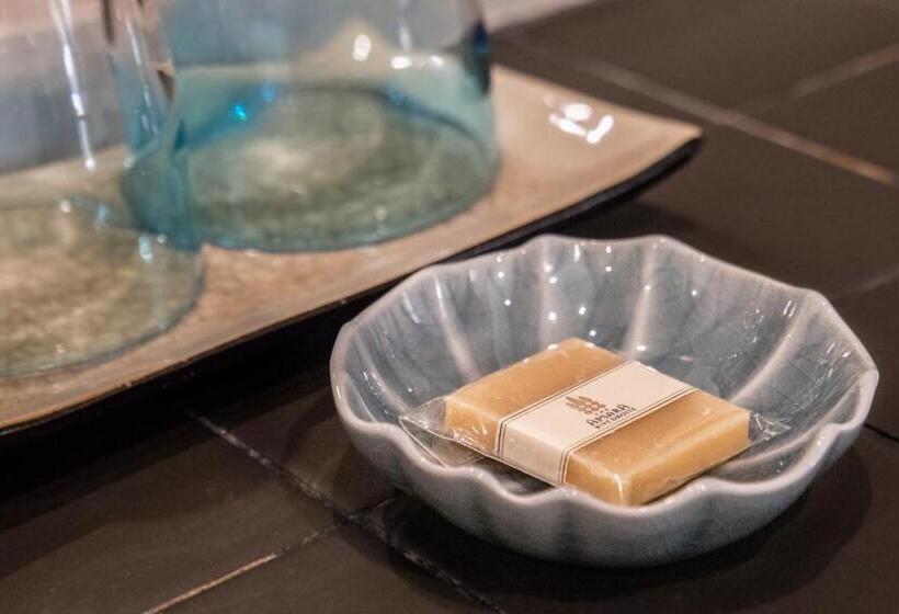 ガーデンビューデラックスルーム, The Apsara Rive Droite