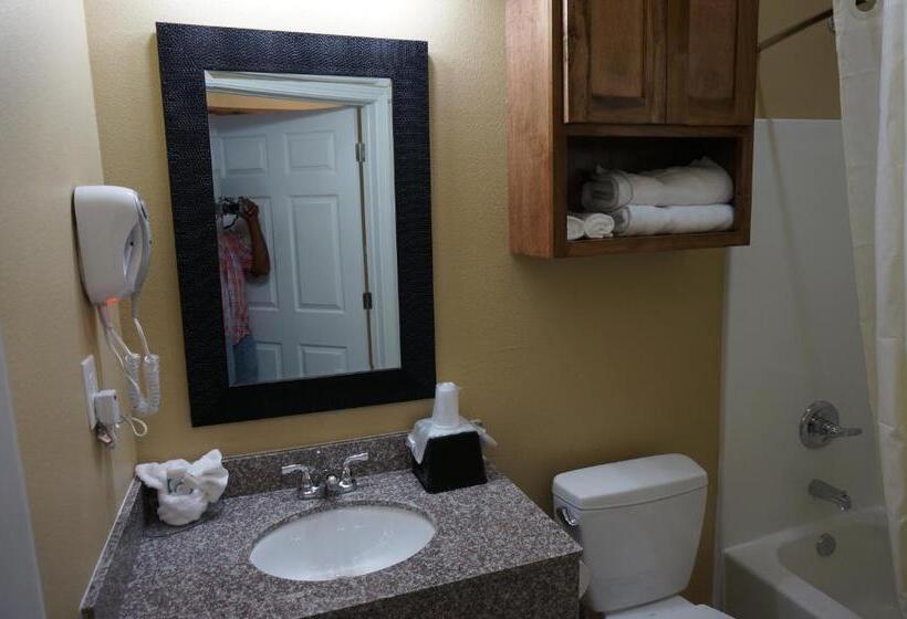 Люкс Кровать Кинг, Texas Bungalows Hotel & Hotel Que At Lakeline Austin Cedar Park