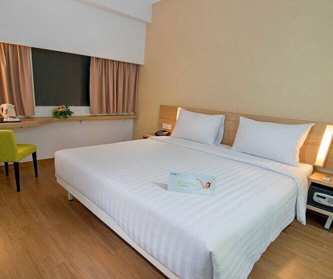 Номер Стандарт, Whiz Prime Hotel Pajajaran Bogor