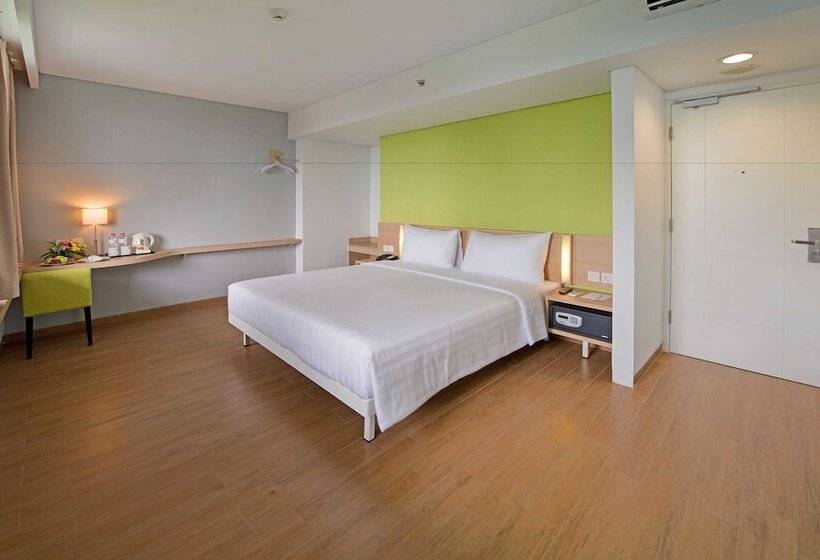 Номер Superior, Whiz Prime Hotel Pajajaran Bogor
