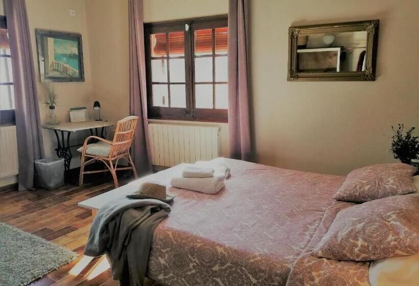 غرفة قياسية, La Masia Costa Brava