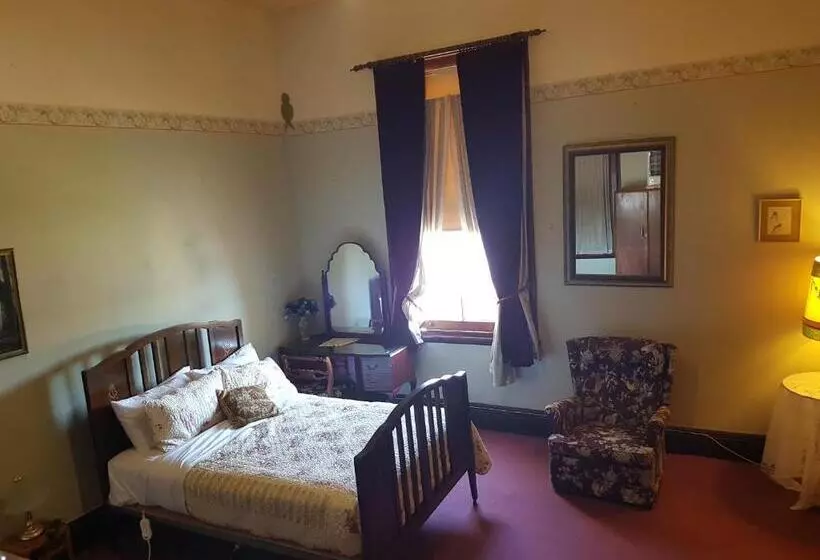 スタンダードトリプルルーム, Historic Stannum House
