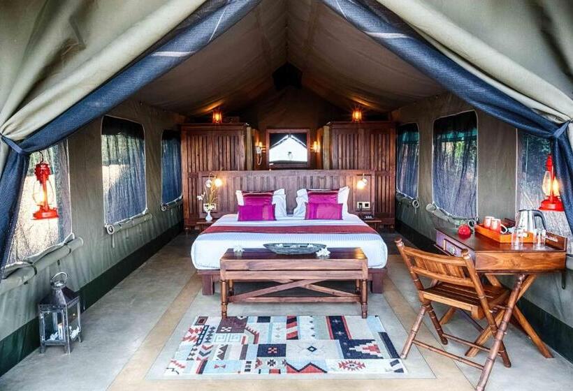 Deluxe Tent, Madulkelle Tea And Eco Lodge