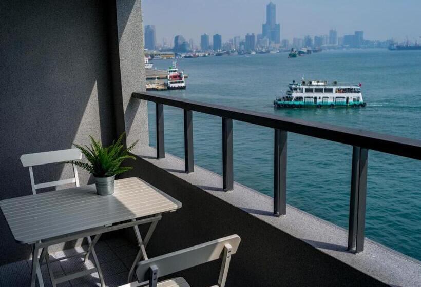 سوئیت اجرایی با مشاهده, Watermark Hotel The Harbour