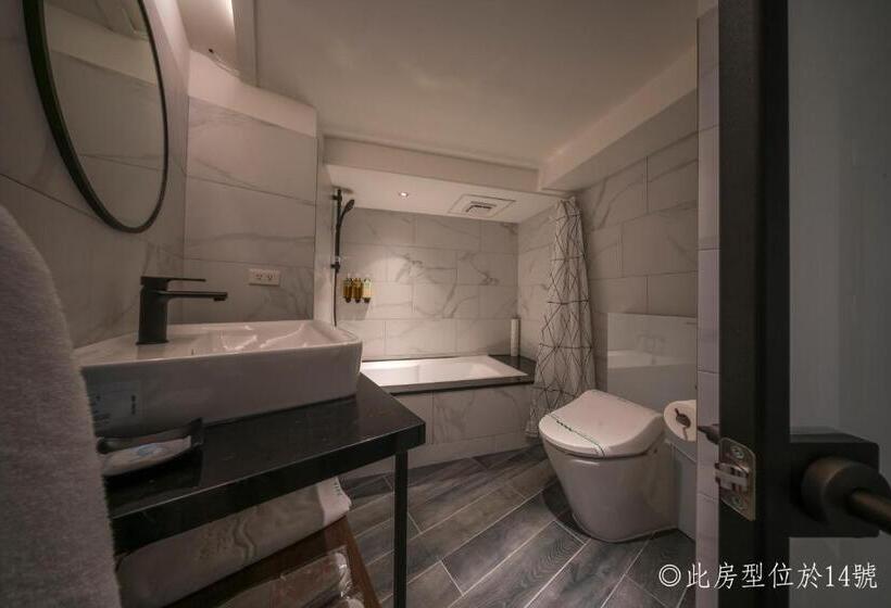 اتاق سوپریور چهار تخته, Watermark Hotel The Harbour