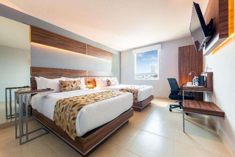 اتاق لوکس با چشم‌انداز, Watermark Hotel The Harbour