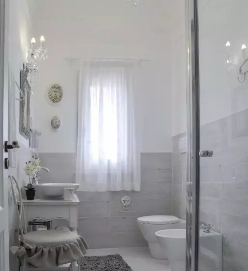 اتاق استاندارد سه تخته با بالکن, Tam Vacanze B&b