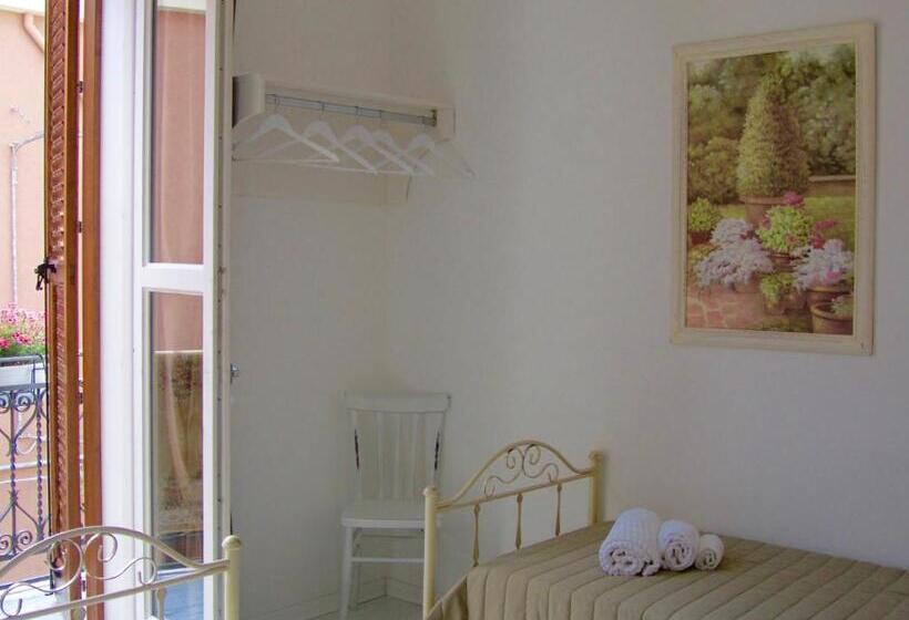 Номер Стандарт Трехместный, Tam Vacanze B&b