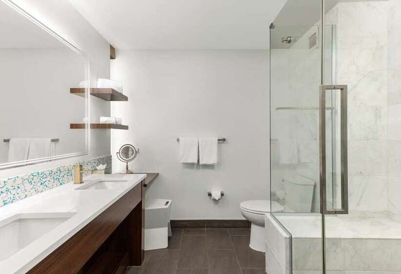 스탠다드 룸 킹사이즈 침대, The Art Hotel Denver, Curio Collection By Hilton