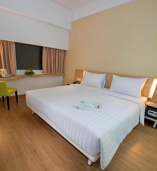 Номер Стандарт, Whiz Prime Hotel Pajajaran Bogor