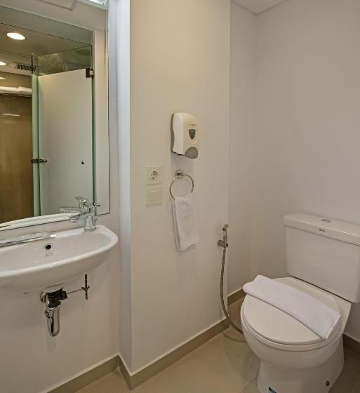 Номер Стандарт Индивидуальный, Whiz Prime Hotel Pajajaran Bogor