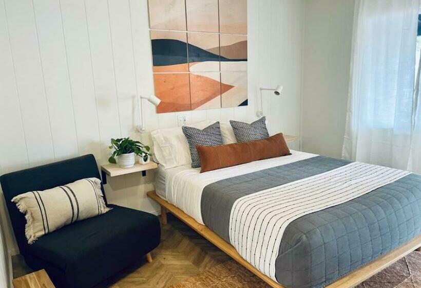 스위트, Corduroy Boutique Lodge