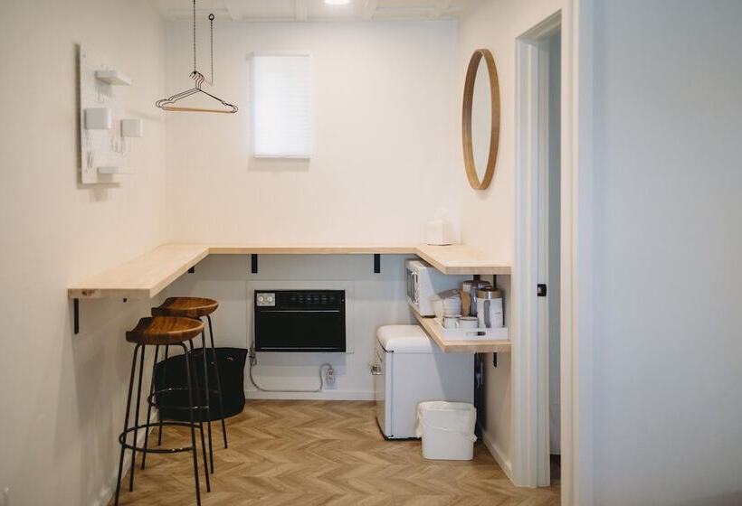 스위트, Corduroy Boutique Lodge