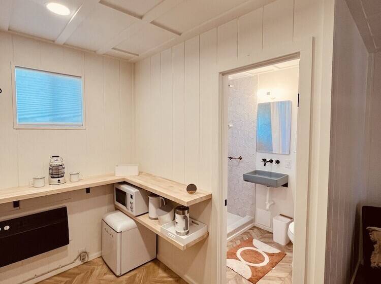 Люкс, Corduroy Boutique Lodge