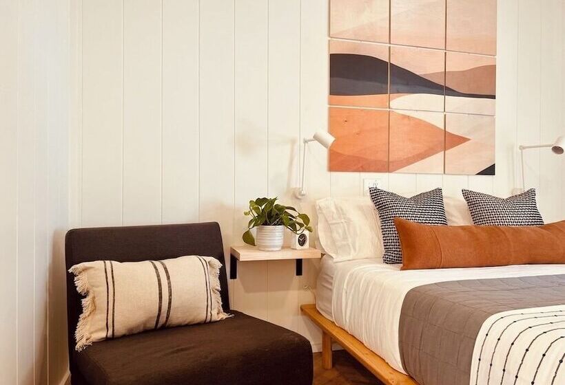 스위트, Corduroy Boutique Lodge