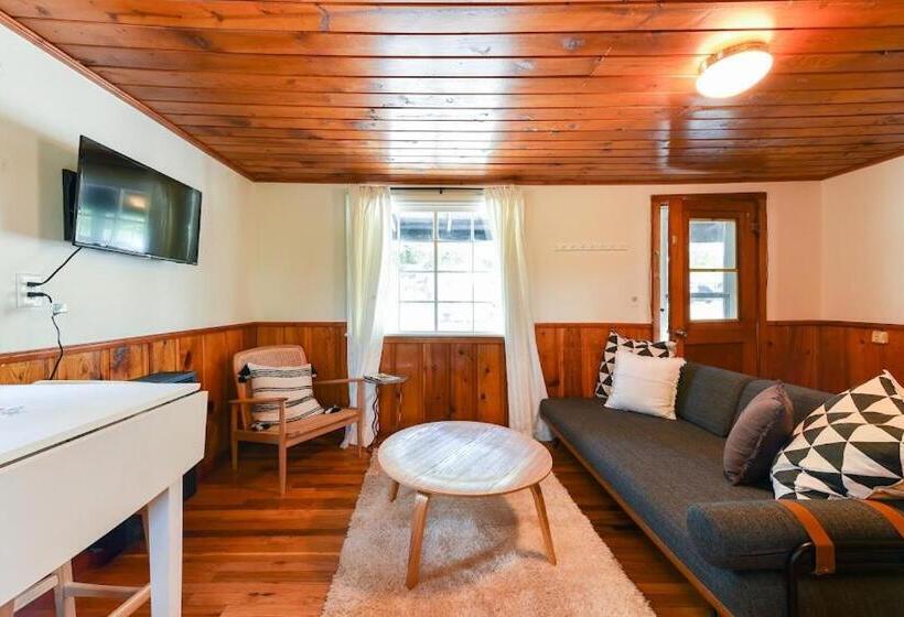 침실 1개 주택, Corduroy Boutique Lodge